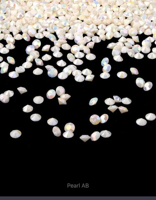Diamond Confetti - pearl